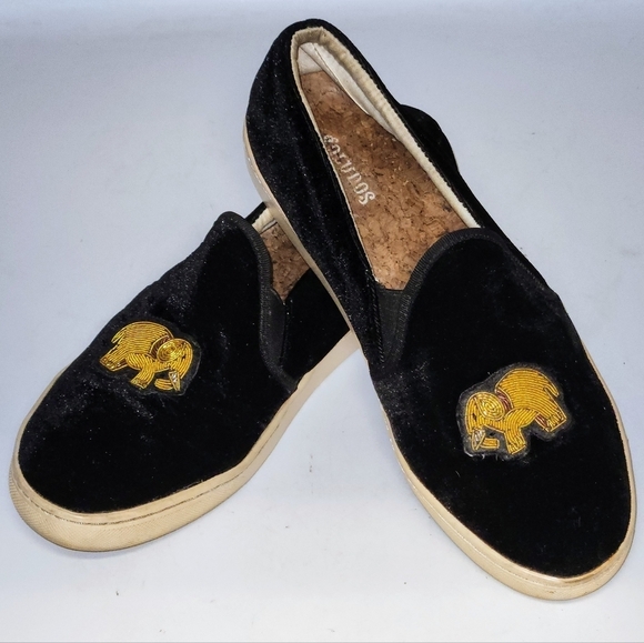 SOLUDOS Black Slip On Velvet Gold Beaded Embroidered Elephant Sneakers Size 9 - Picture 1 of 16